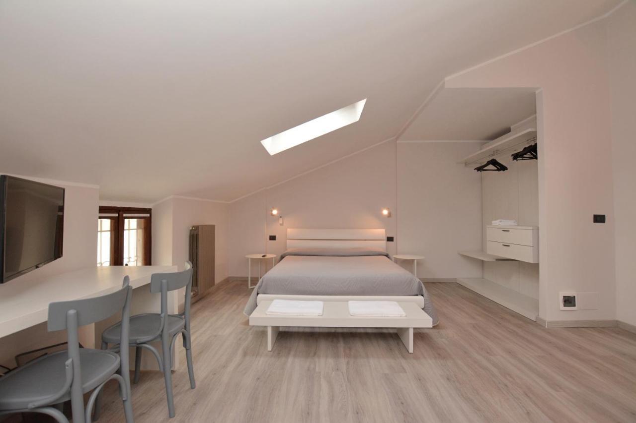 Hotel & Apartments " Perpoin " Saluzzo Exterior photo